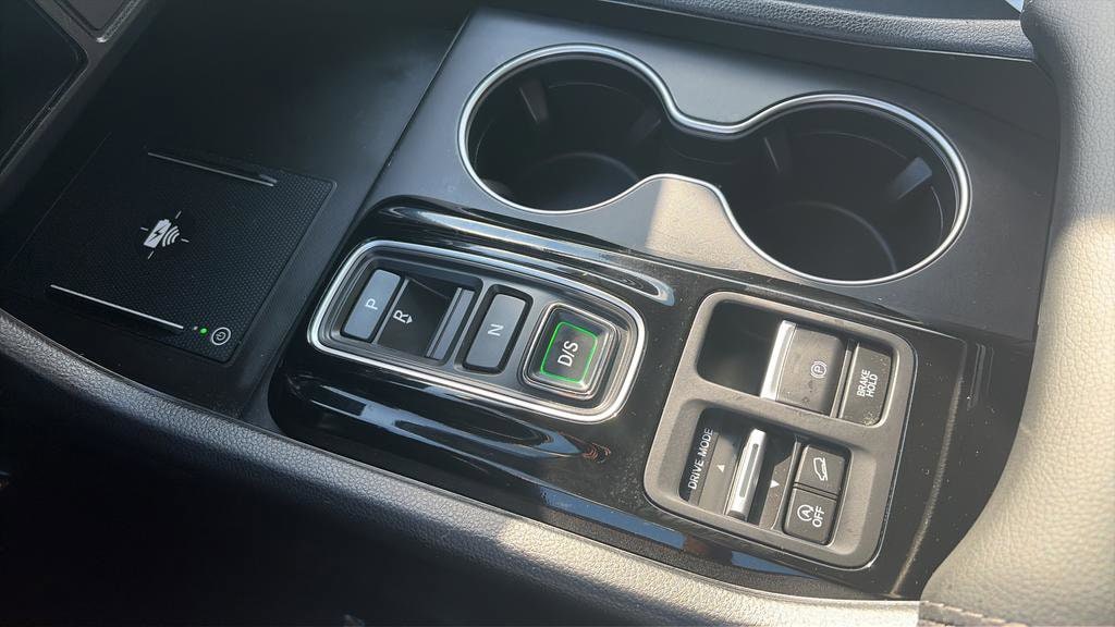 2024 Honda Pilot Touring - Photo 19