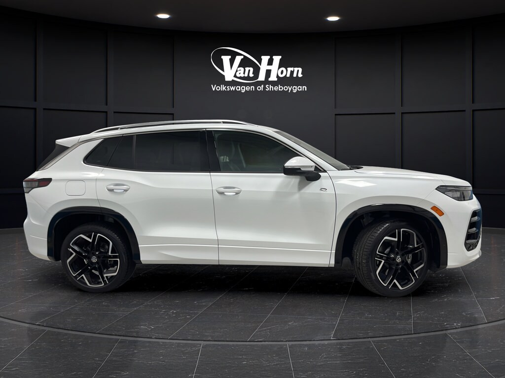 Used 2026 Volkswagen Tiguan SEL R-Line Turbo SUV