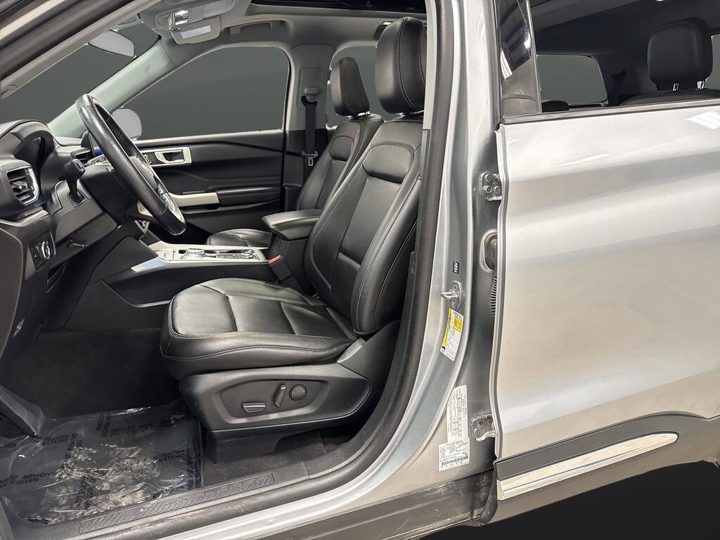 Used 2023 Ford Explorer XLT SUV