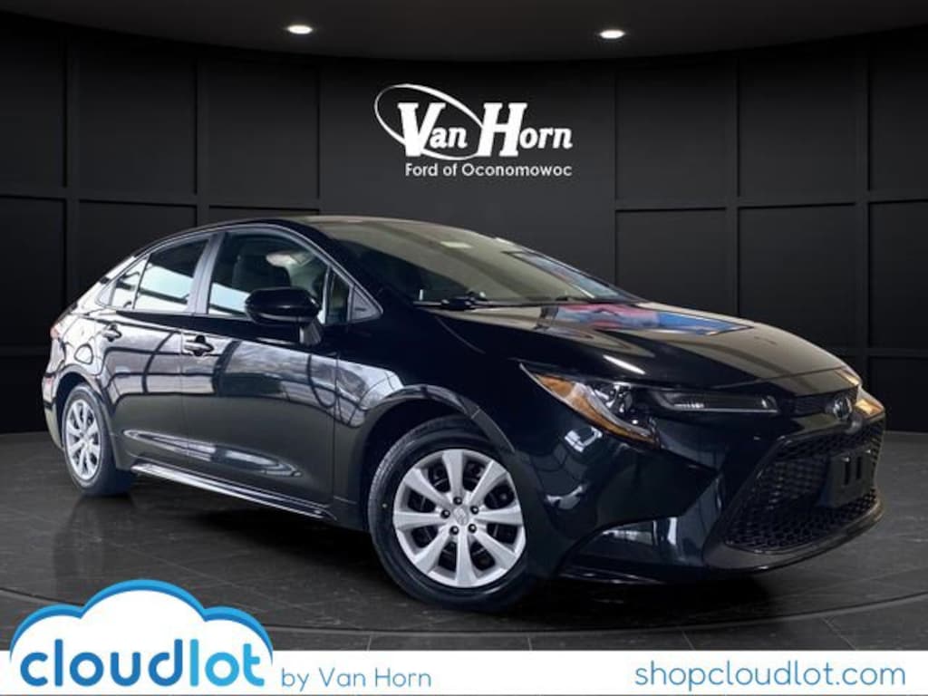 Used 2021 Toyota Corolla LE Sedan