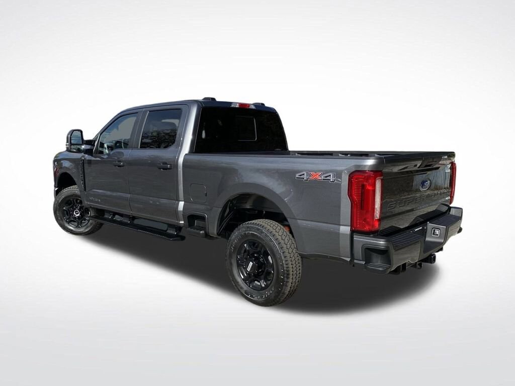 New 2026 Ford F-250 XL Truck Crew Cab