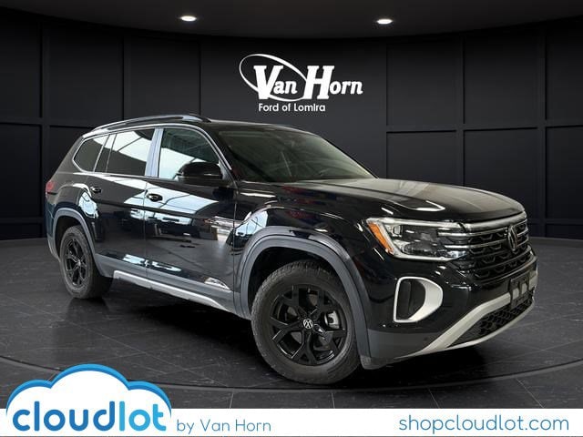 2024 Volkswagen Atlas 2.0T Atlas Peak Edt SE w/Tech 4MOTION's photo