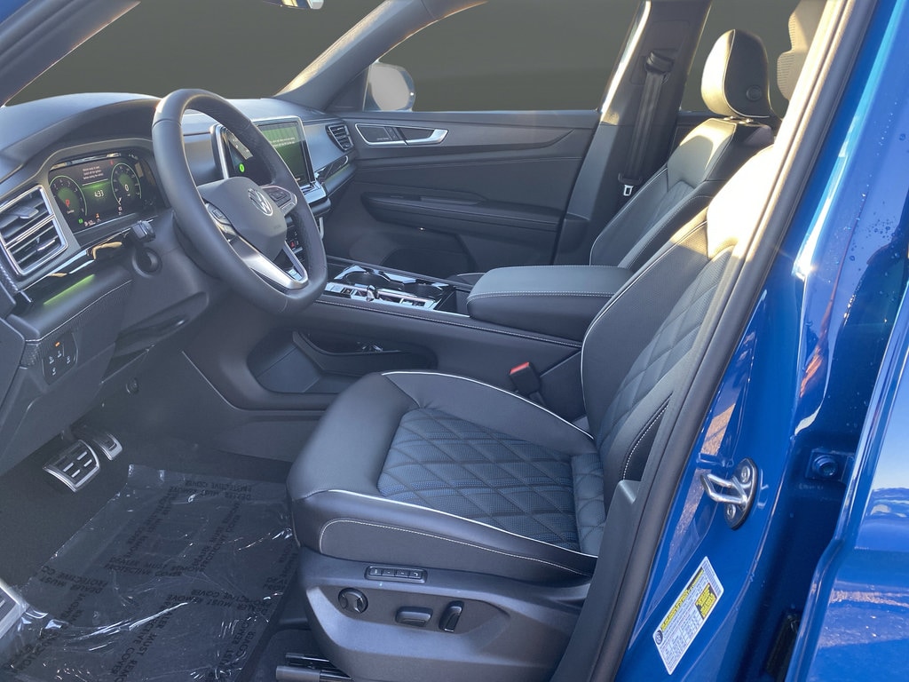 New 2026 Volkswagen Atlas Cross Sport 2.0T SEL Premium R-Line SUV