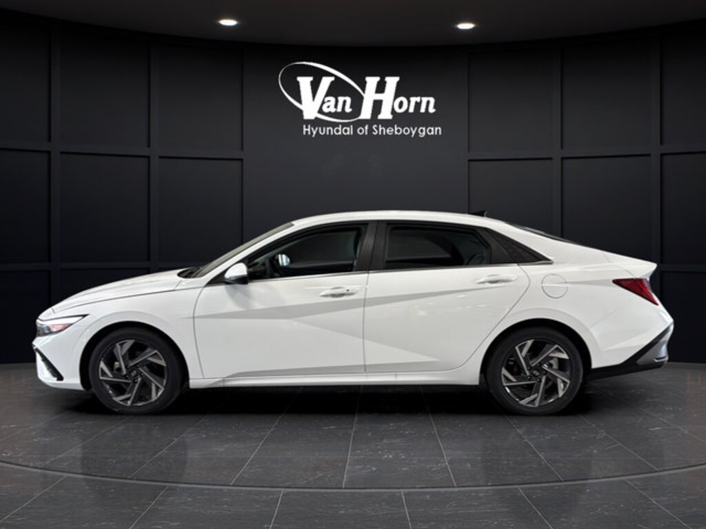 New 2026 Hyundai Elantra Limited Sedan