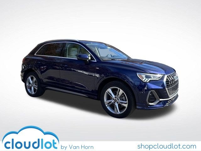 2022 Audi Q3 S Line Premium Plus's photo