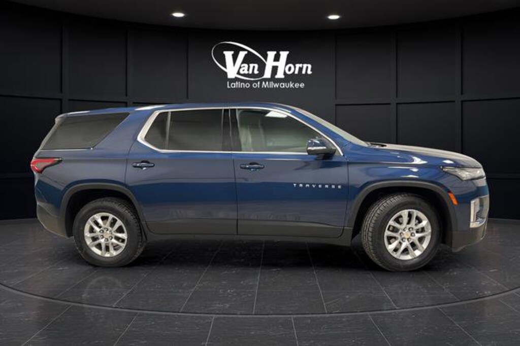 Used 2023 Chevrolet Traverse LS SUV