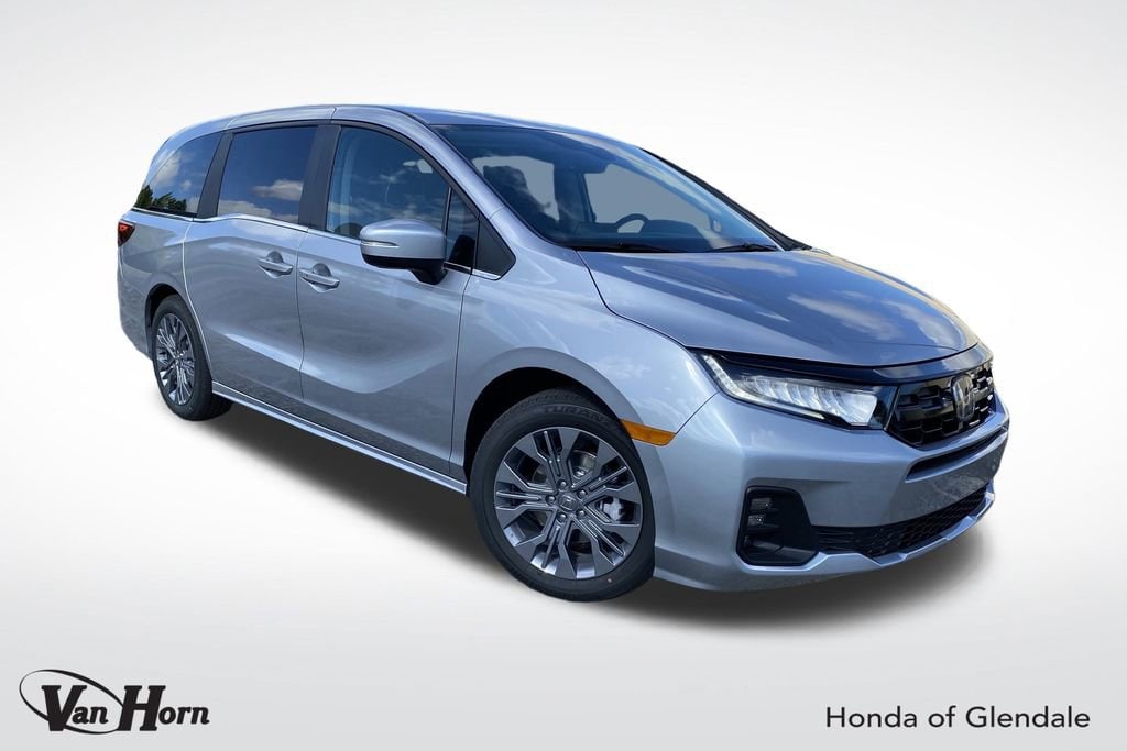 2026 Honda Odyssey Touring's photo