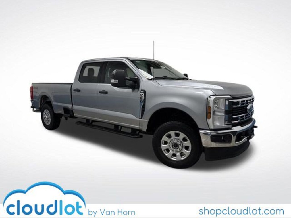 Used 2024 Ford Super Duty F-250 SRW XLT Truck Crew Cab