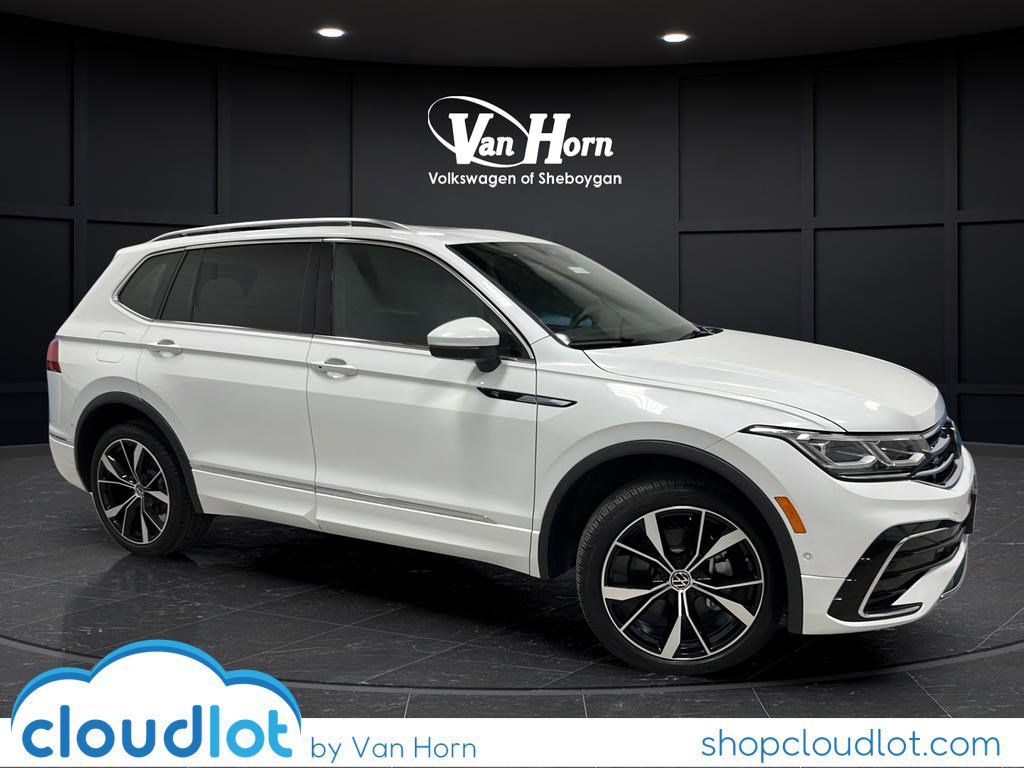 2024 Volkswagen Tiguan 2.0T SEL R-Line 4Motion's photo