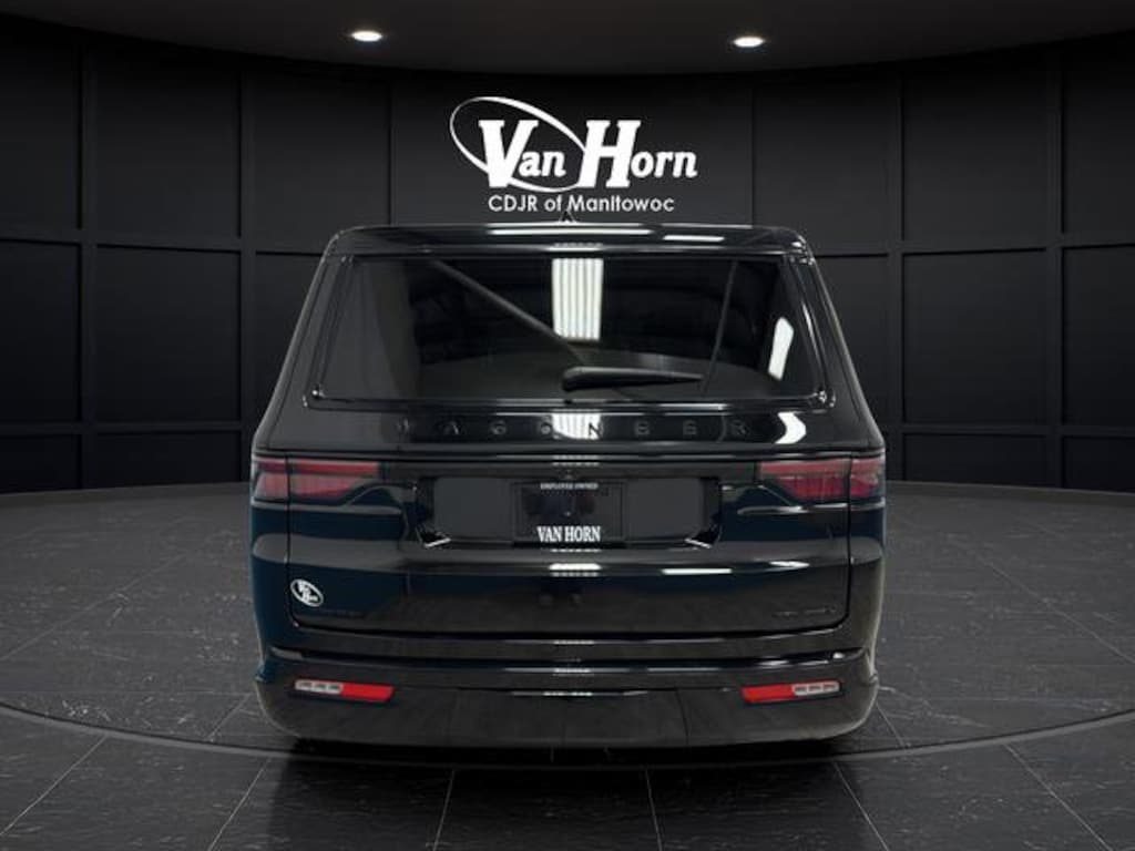Used 2023 Jeep Wagoneer L Series III SUV