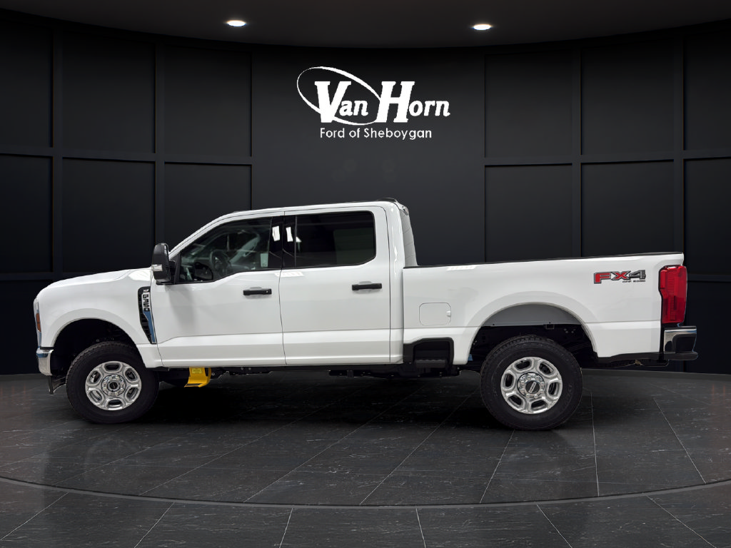 Used 2026 Ford Super Duty F-350 SRW XLT Truck Crew Cab