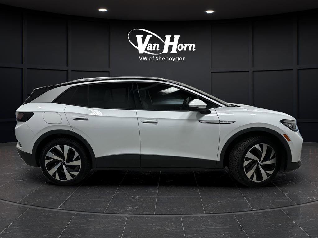 Used 2021 Volkswagen ID.4 PRO S with VIN WVGUNPE25MP059267 for sale in Sheboygan, WI