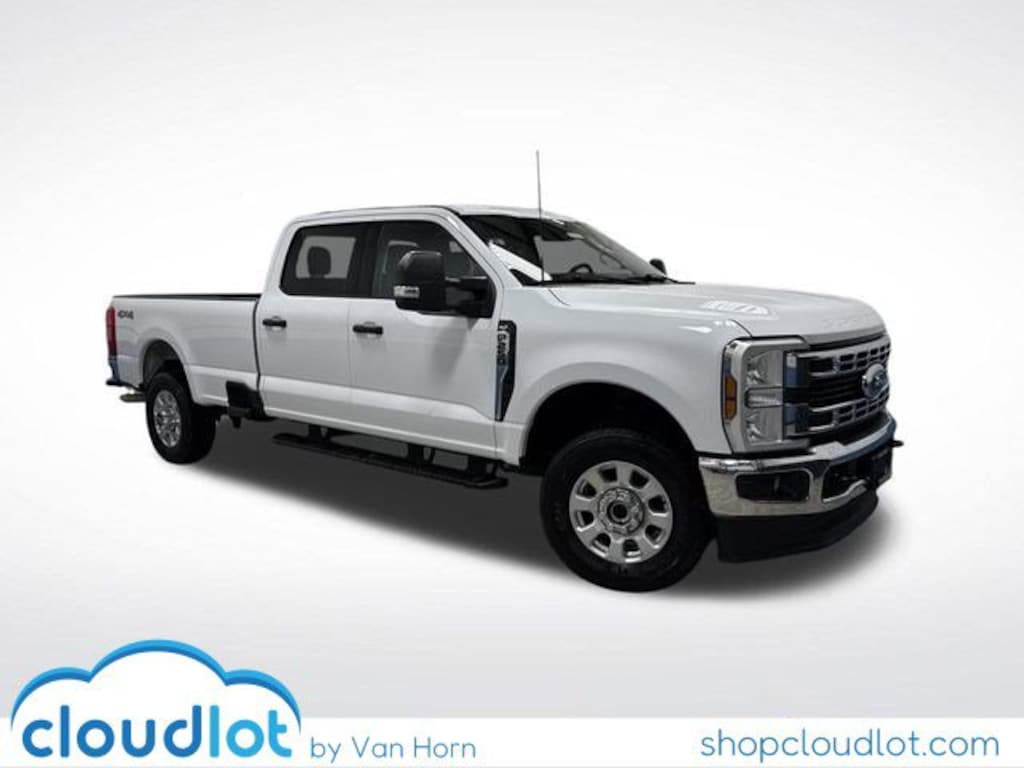Used 2024 Ford Super Duty F-250 SRW XLT Truck Crew Cab