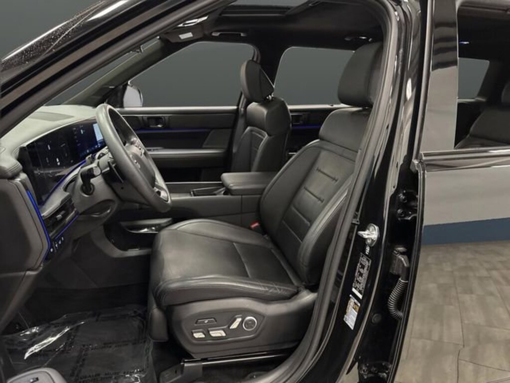 Used 2024 Hyundai Santa Fe Calligraphy SUV