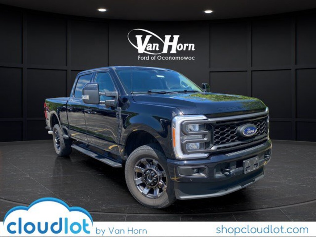 Used 2023 Ford Super Duty F-250 SRW LARIAT Truck Crew Cab