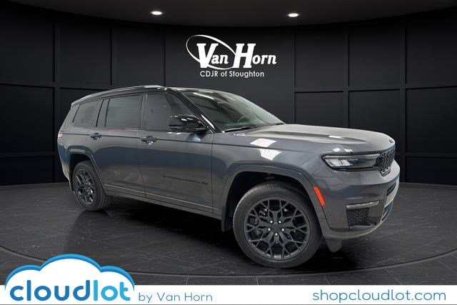 2023 Jeep Grand Cherokee L Summit Reserve 4x4's photo
