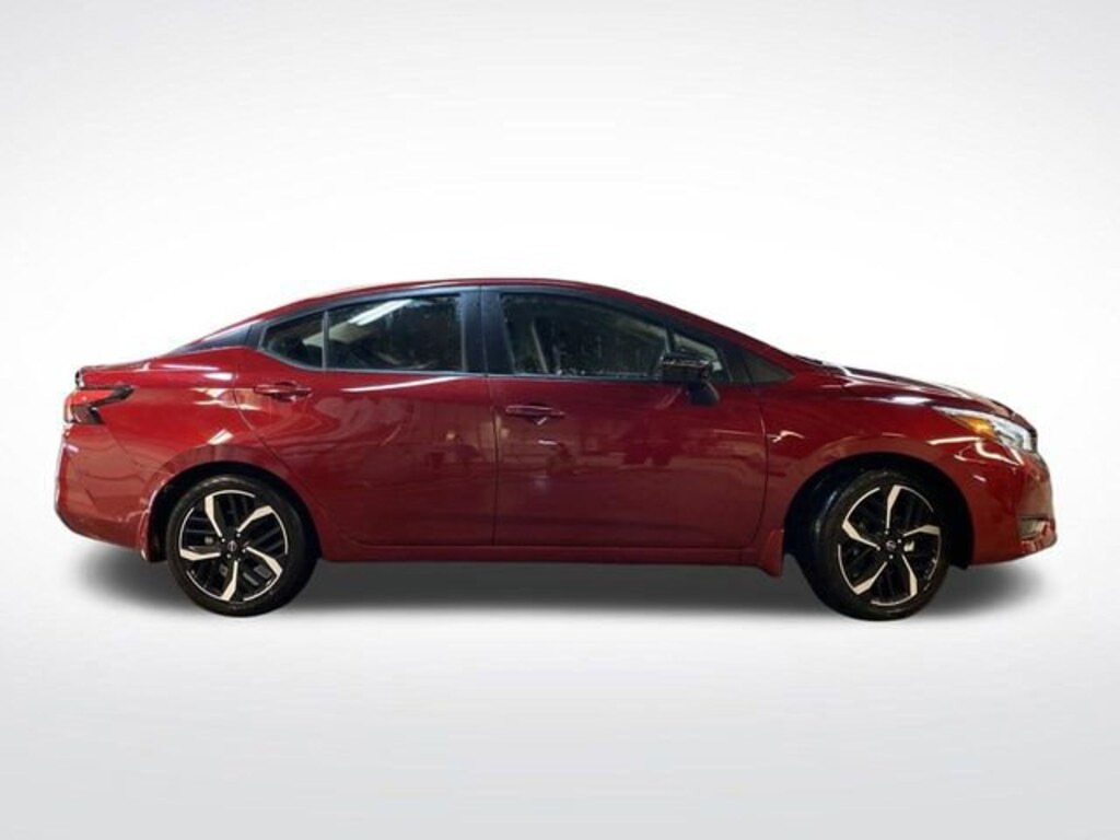 New 2025 Nissan Versa SR Sedan