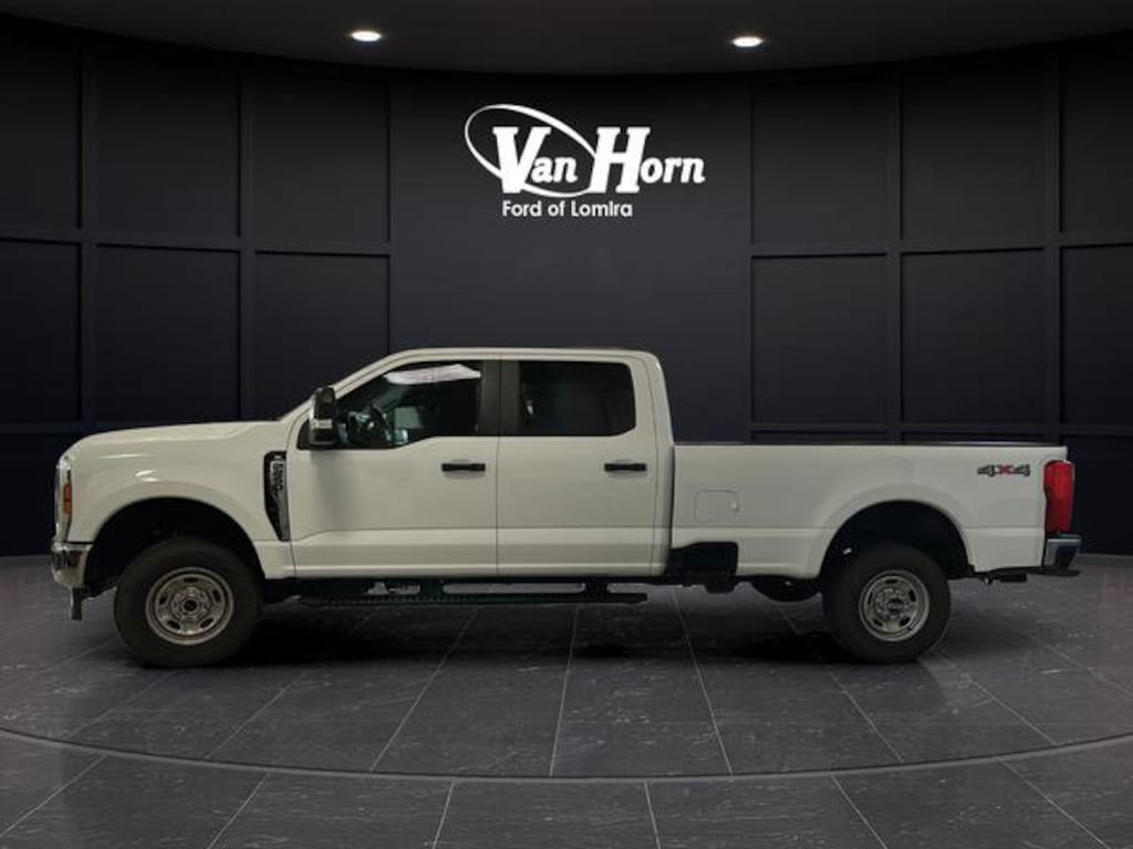 Used 2025 Ford Super Duty F-250 SRW XL Truck Crew Cab