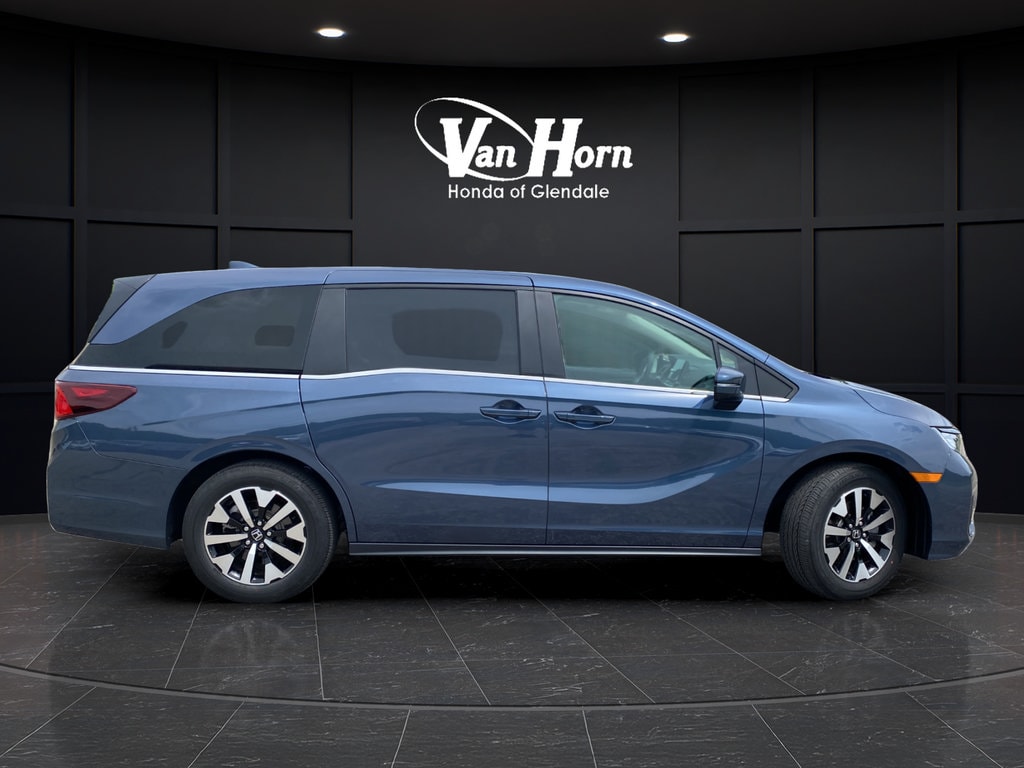 2026 Honda Odyssey EX-L - Photo 8