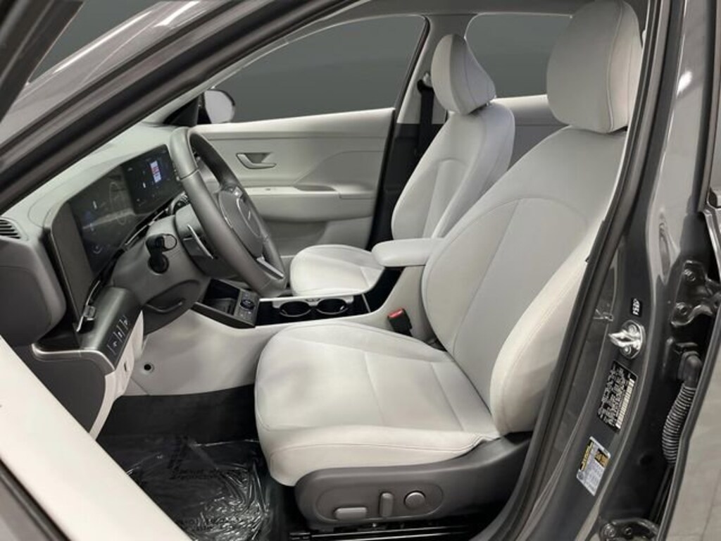Used 2025 Hyundai Kona SEL Convenience SUV