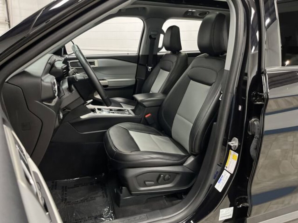 Used 2023 Ford Explorer XLT SUV
