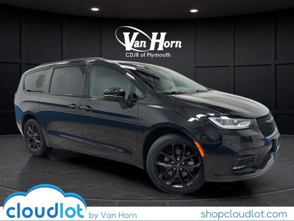 Used 2023 Chrysler Pacifica Touring L Van Passenger Van