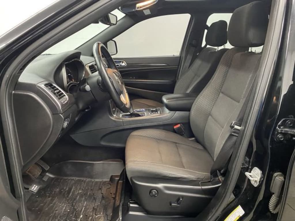 Used 2018 Jeep Grand Cherokee Upland SUV