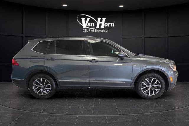 Used 2020 Volkswagen Tiguan SE R-LINE BLACK with VIN 3VV3B7AX6LM098207 for sale in Sheboygan, WI
