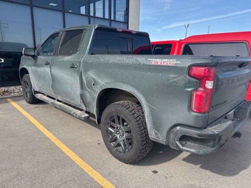 Used 2025 Chevrolet Silverado 1500 LT Trail Boss Truck Crew Cab