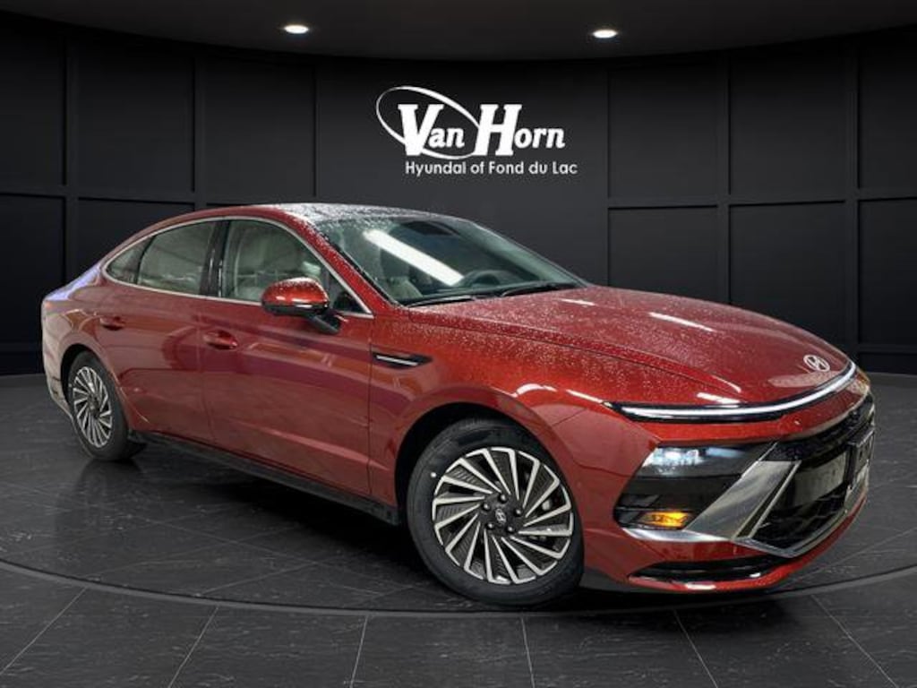 New 2025 Hyundai Sonata Hybrid Limited Sedan