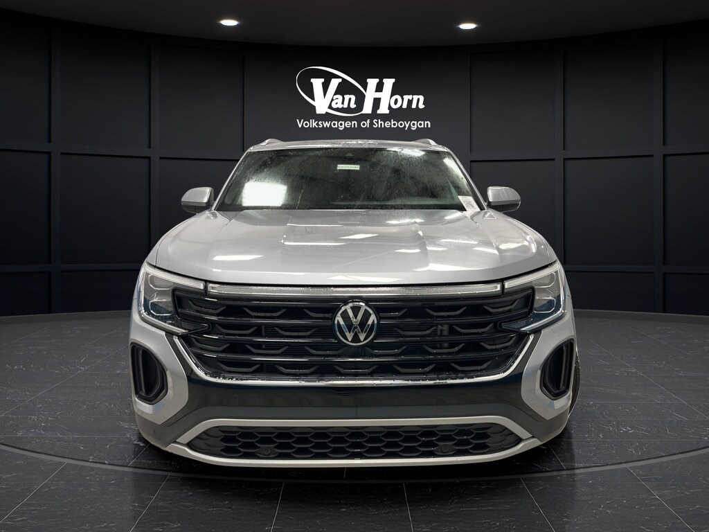 Used 2024 Volkswagen Atlas Cross Sport 2.0T SE w/Technology SUV