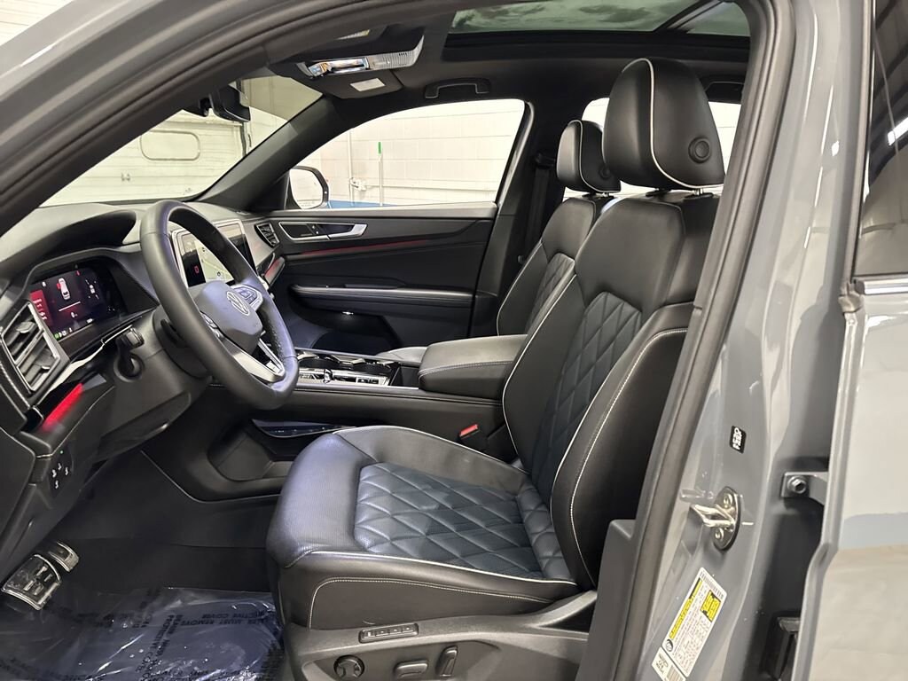 Used 2024 Volkswagen Atlas Cross Sport 2.0T SEL Premium R-Line SUV