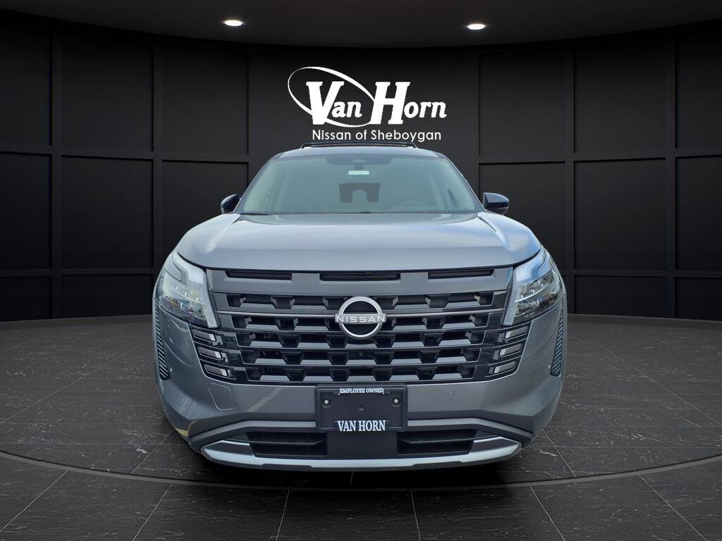 New 2026 Nissan Pathfinder Platinum SUV