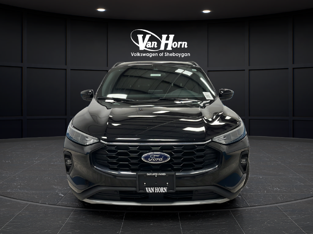 Used 2025 Ford Escape ST-Line Select SUV