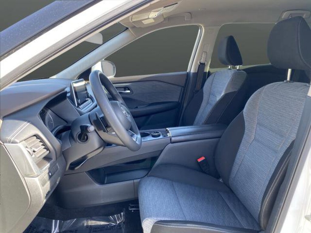 Used 2023 Nissan Rogue SV SUV