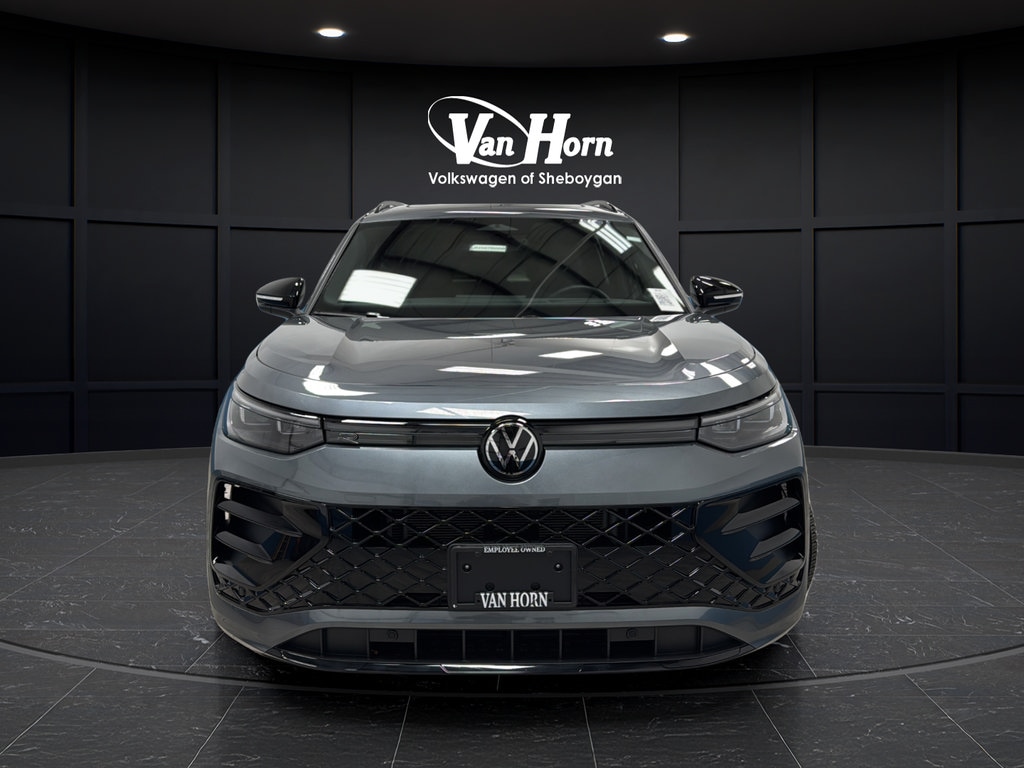 Used 2025 Volkswagen Tiguan SE R-Line Black SUV