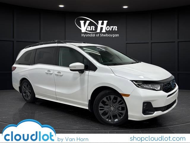 2025 Honda Odyssey Touring's photo