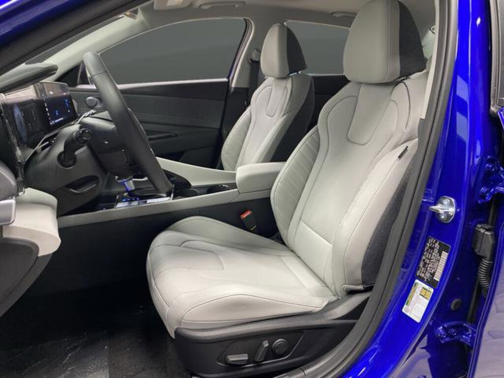 New 2026 Hyundai Elantra Limited Sedan