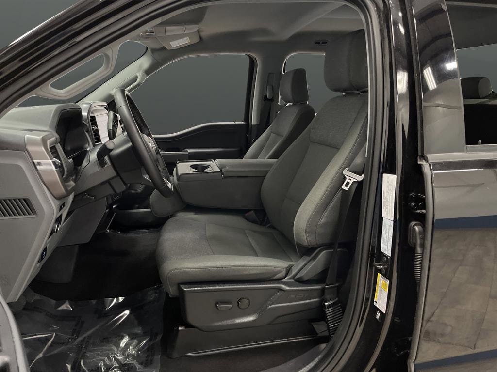 Used 2025 Ford F-150 XLT Truck SuperCrew Cab