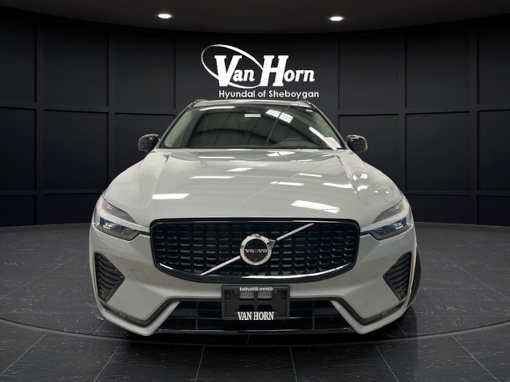 Used 2025 Volvo XC60 Ultra SUV