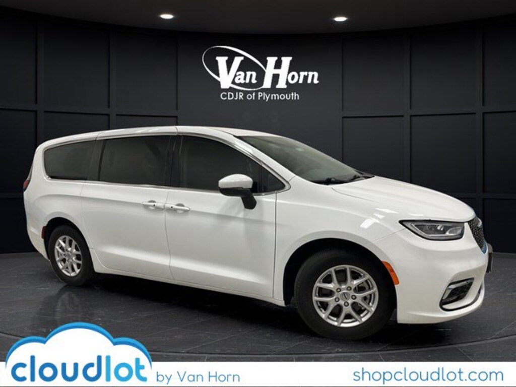 Used 2023 Chrysler Pacifica Touring L Van Passenger Van