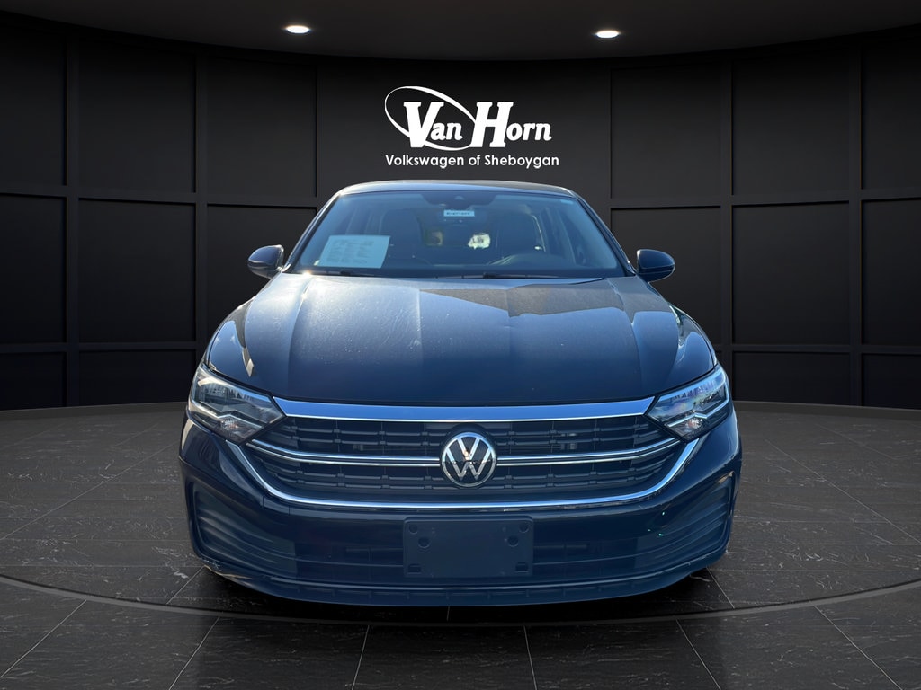 3VW7M7BU3NM017047