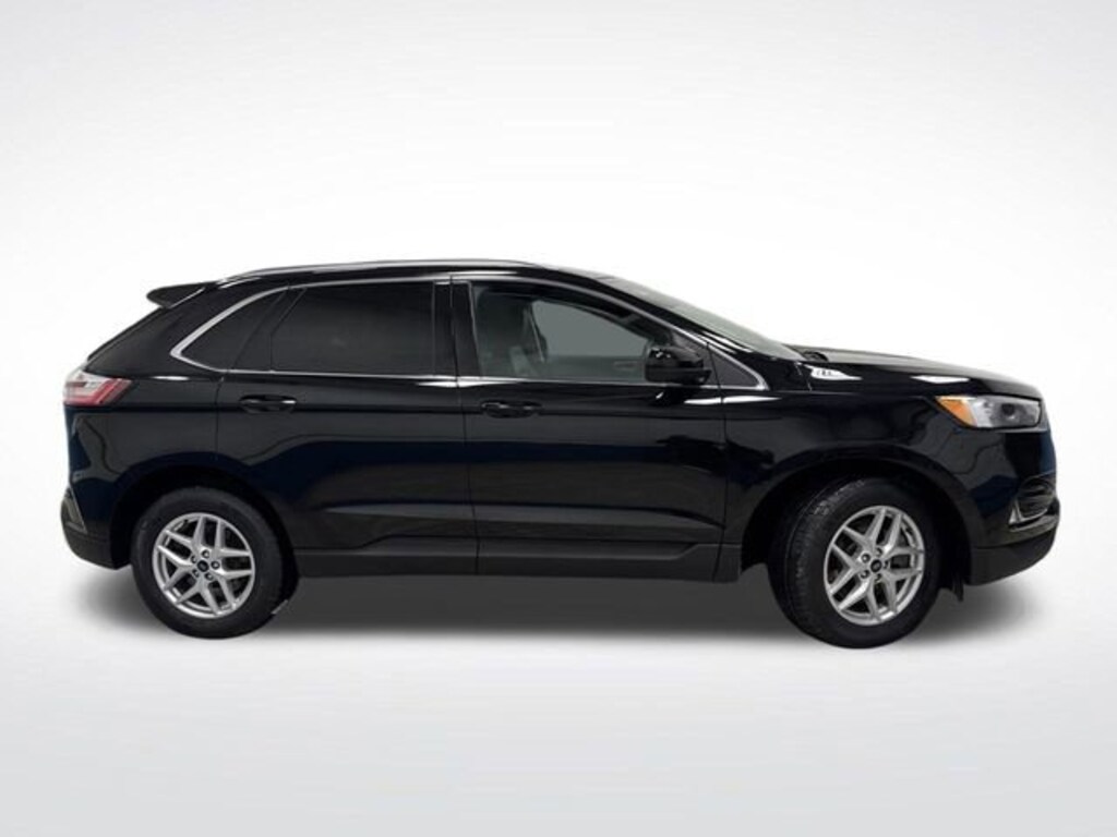 Used 2022 Ford Edge SEL SUV