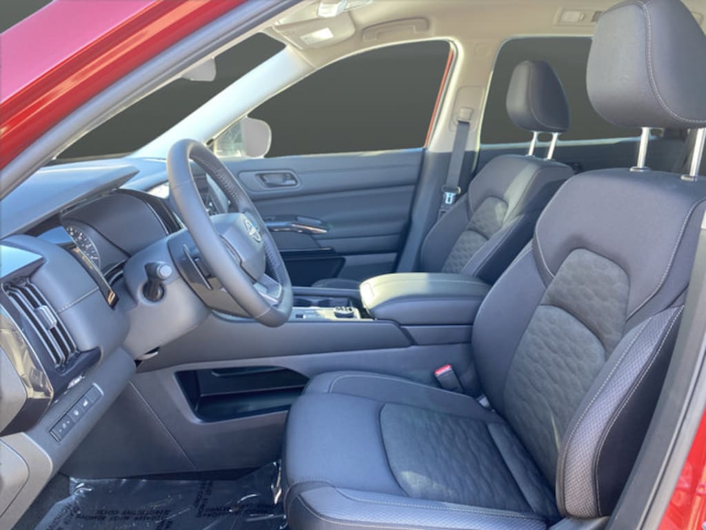 New 2026 Nissan Pathfinder SV SUV