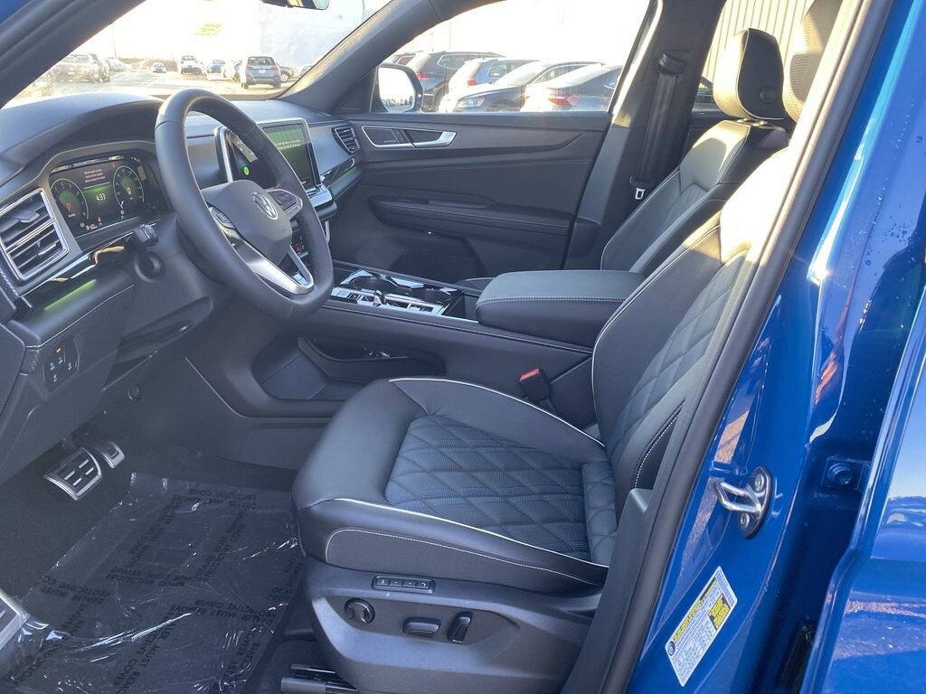 New 2026 Volkswagen Atlas Cross Sport 2.0T SEL Premium R-Line SUV