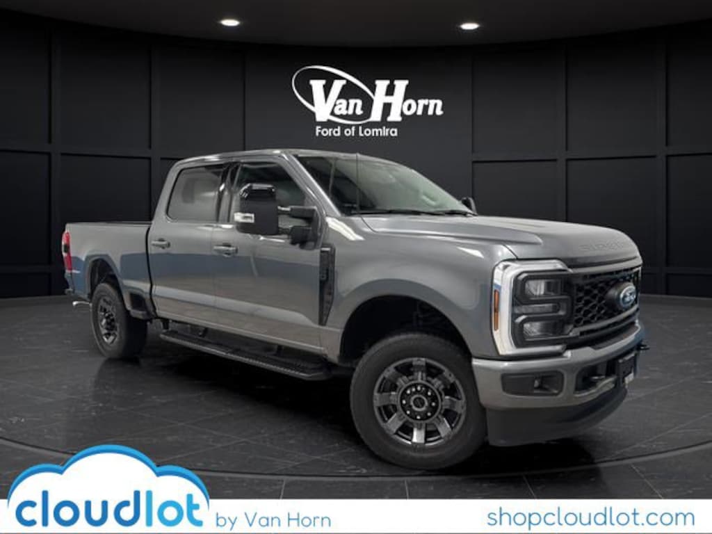 Used 2024 Ford Super Duty F-250 SRW LARIAT Truck Crew Cab