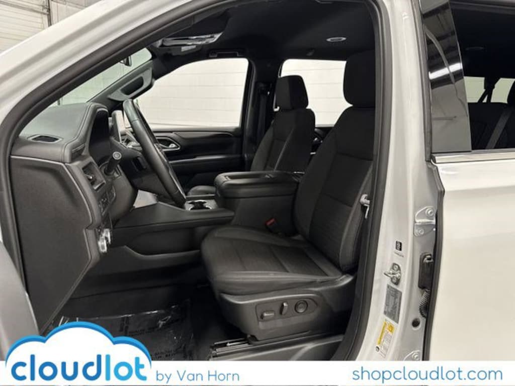 Used 2024 GMC Yukon XL SLE SUV
