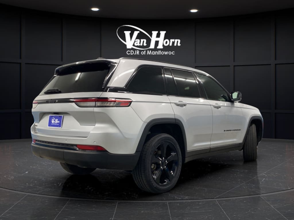 Used 2023 Jeep Grand Cherokee Altitude X SUV