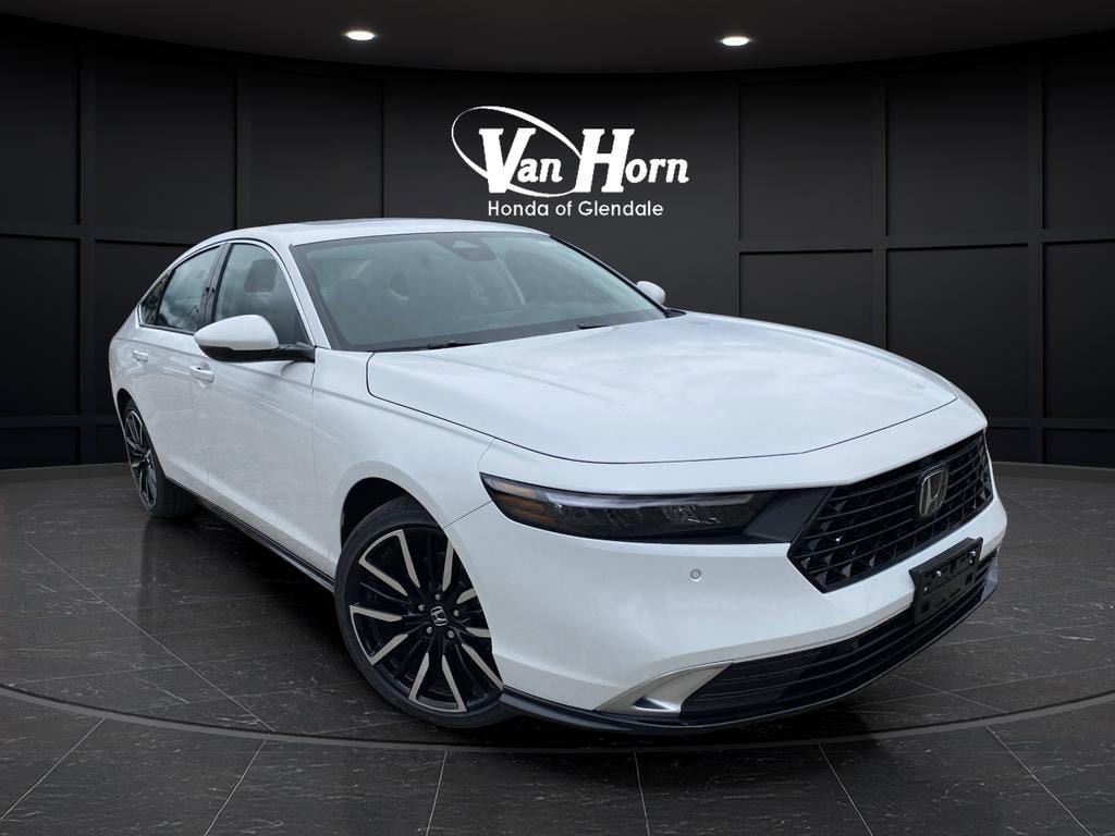 2026 Honda Accord Hybrid Touring's photo