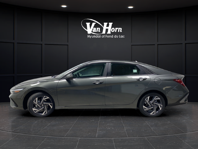 New 2026 Hyundai Elantra Hybrid Limited Sedan